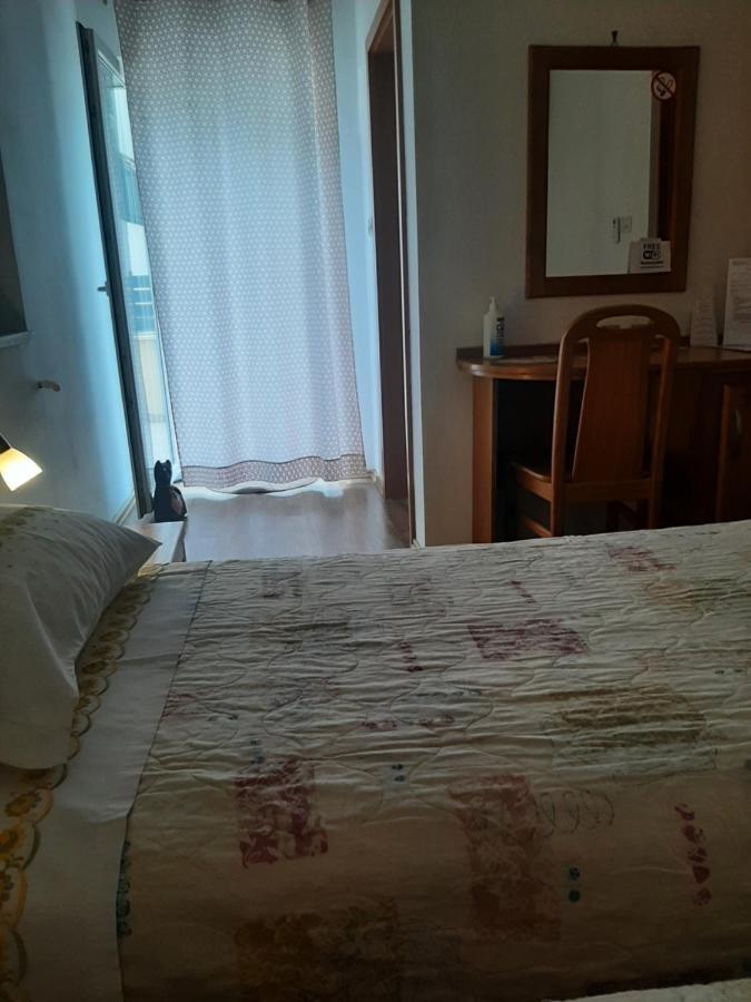Room Eta Црес Экстерьер фото