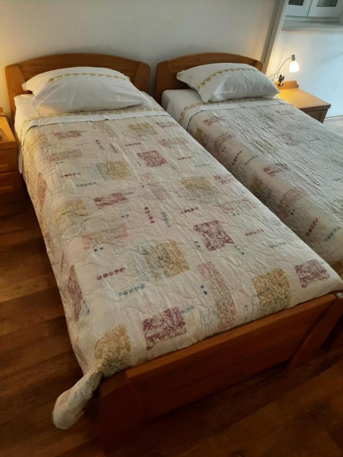 Room Eta Црес Экстерьер фото