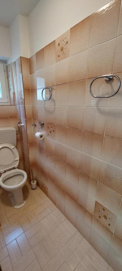 Room Eta Црес Экстерьер фото